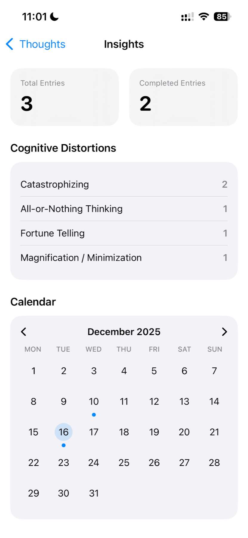 Insights screen showing completed entries, recurring cognitive distortions, and a journaling calendar